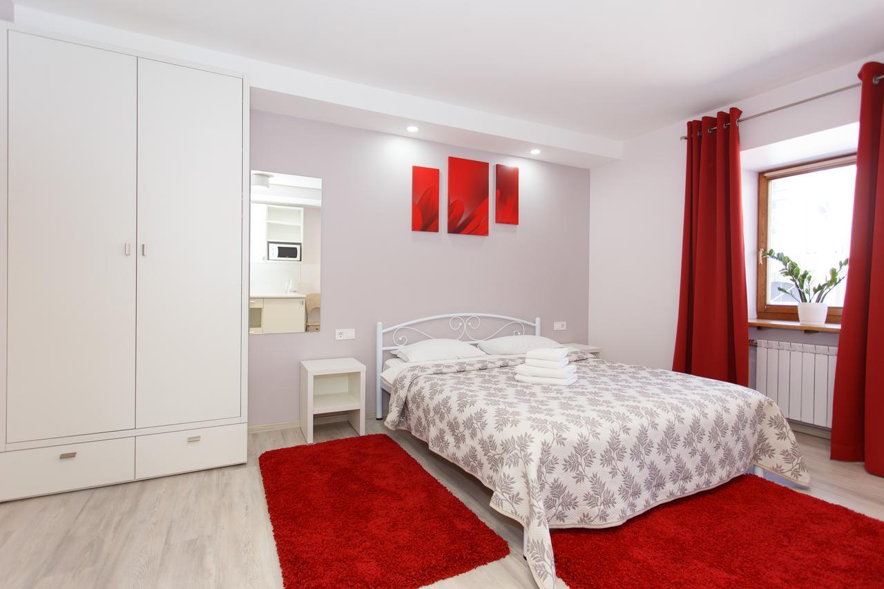 Bessarabka Apartments เคียฟ ภายนอก รูปภาพ